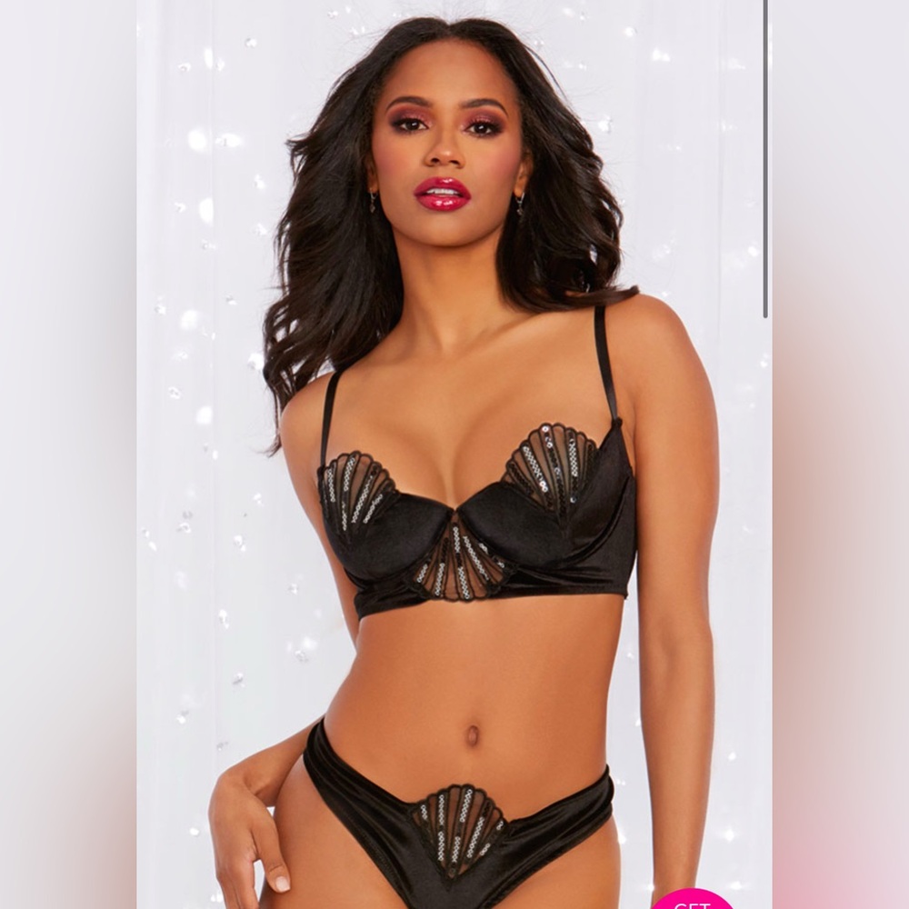 Yandy Velvet and Sequin Bra Panty Set L